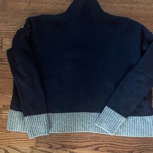 LOFT Women's Black and Gray Turtleneck Sweater